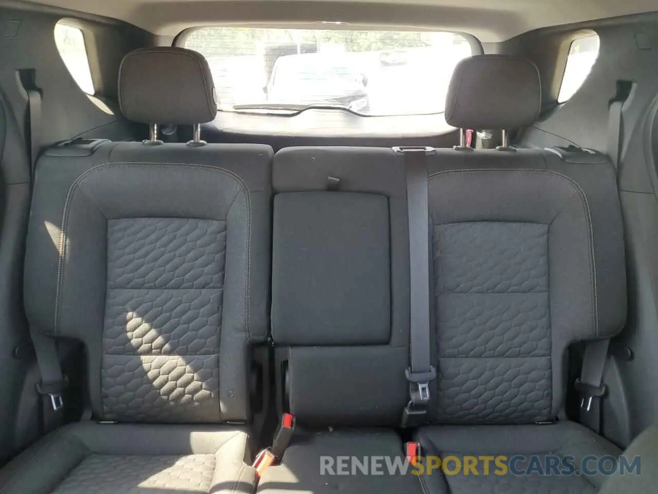 10 fotografías del automóvil dañado 2GNAXUEV5K6212373 CHEVROLET EQUINOX 2019