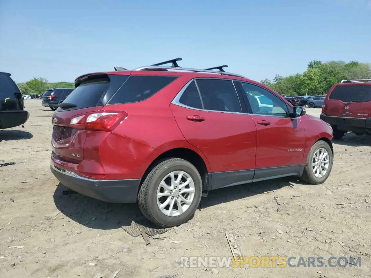 3 fotografías del automóvil dañado 2GNAXUEV5K6212373 CHEVROLET EQUINOX 2019