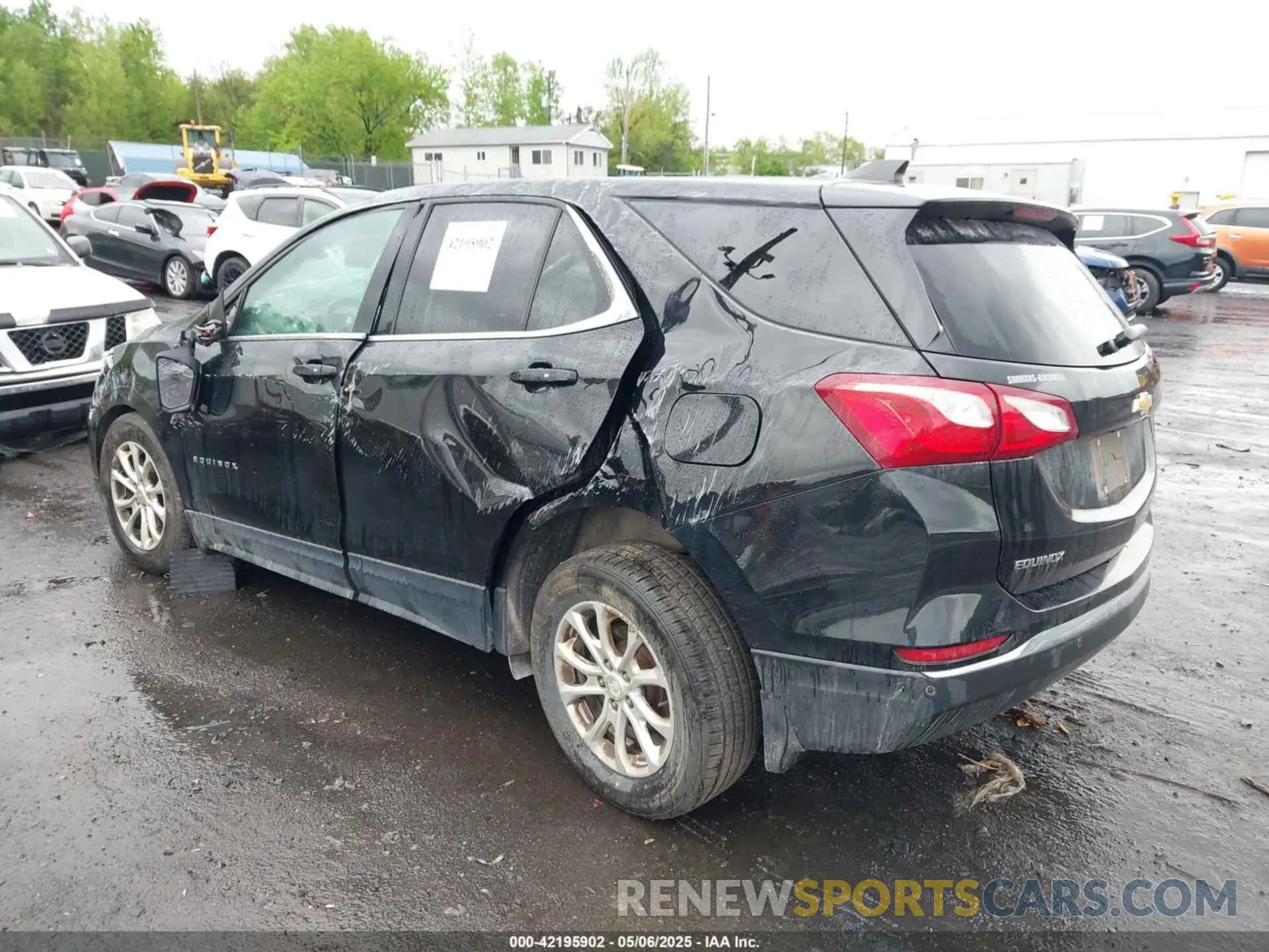 3 fotografías del automóvil dañado 2GNAXUEV5K6231733 CHEVROLET EQUINOX 2019