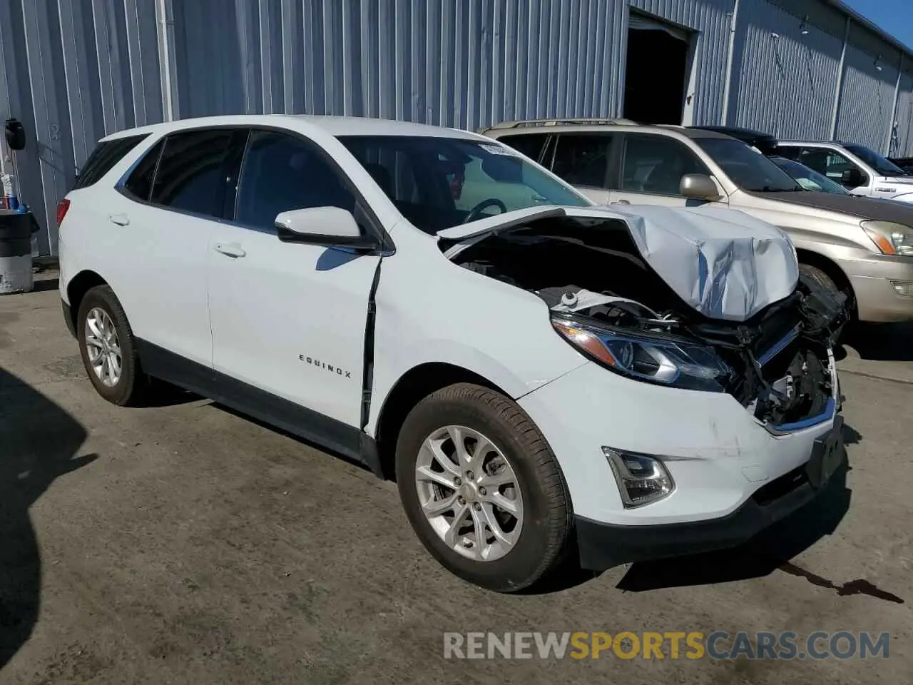 4 fotografías del automóvil dañado 2GNAXUEV6K6242112 CHEVROLET EQUINOX 2019
