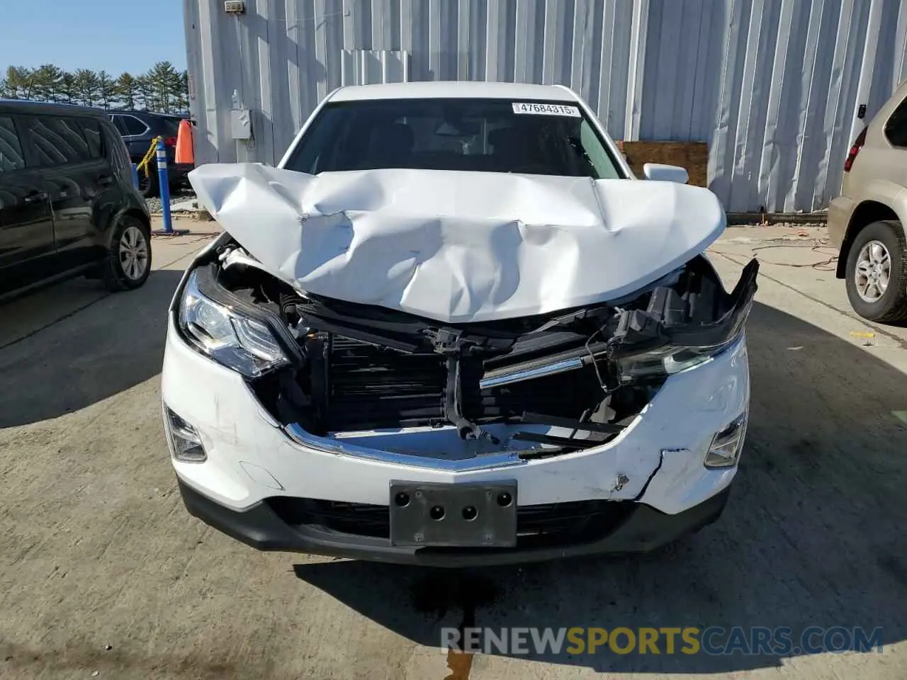 5 fotografías del automóvil dañado 2GNAXUEV6K6242112 CHEVROLET EQUINOX 2019