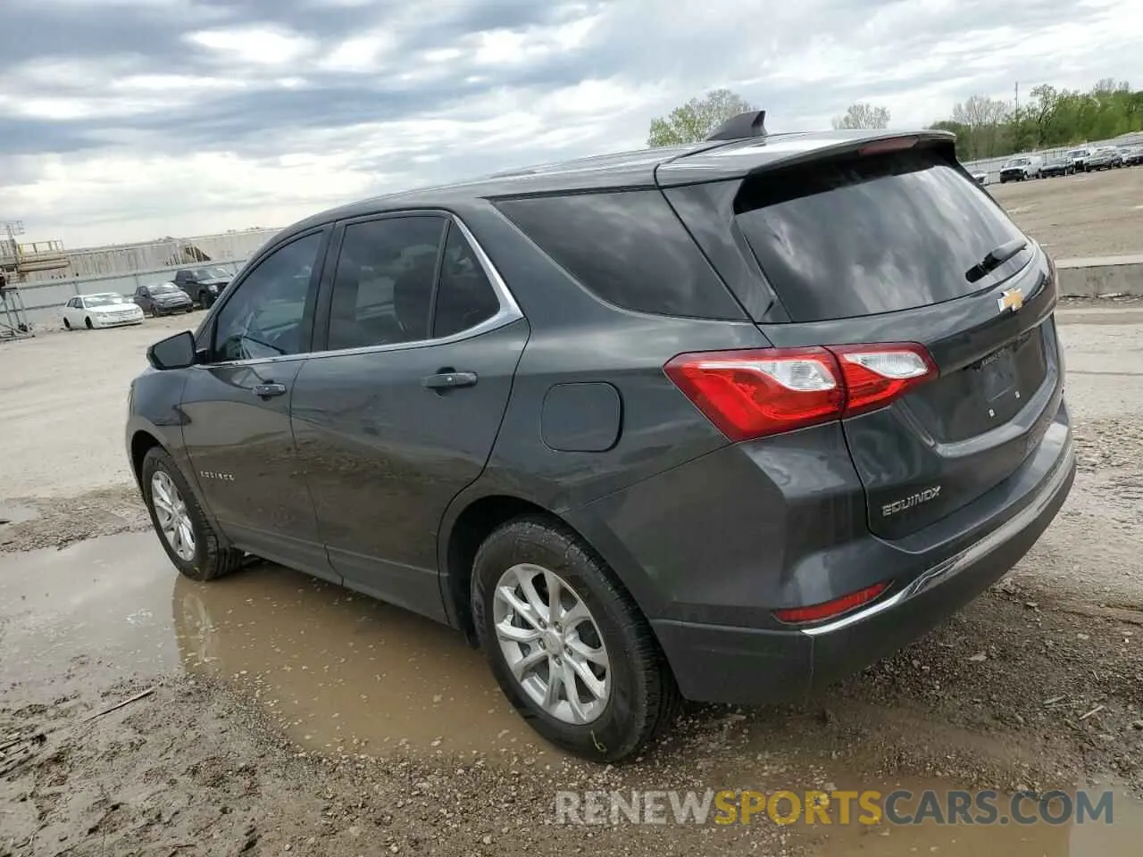 2 fotografías del automóvil dañado 2GNAXUEV6K6246743 CHEVROLET EQUINOX 2019