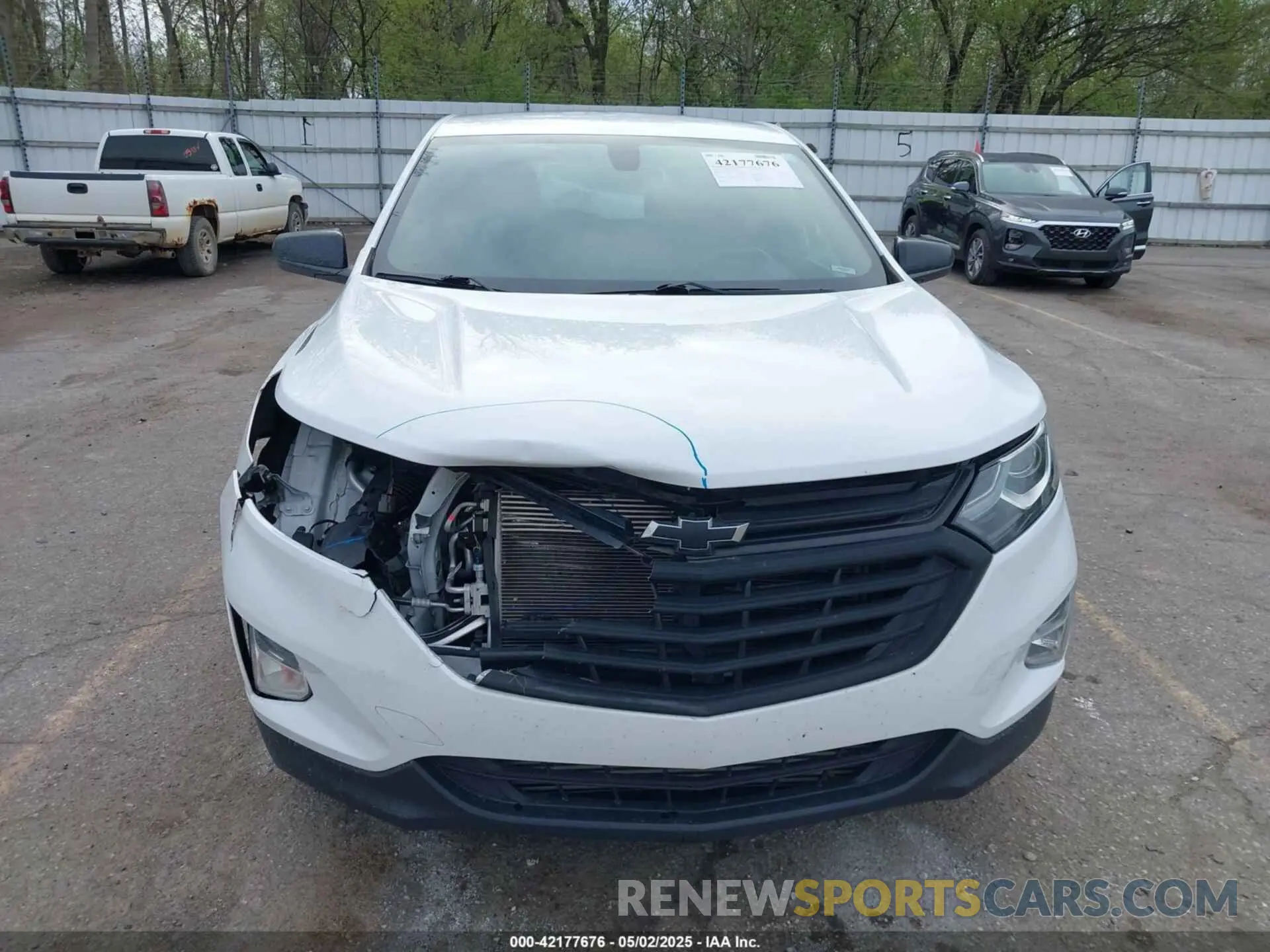 12 fotografías del automóvil dañado 2GNAXUEV7K6118561 CHEVROLET EQUINOX 2019