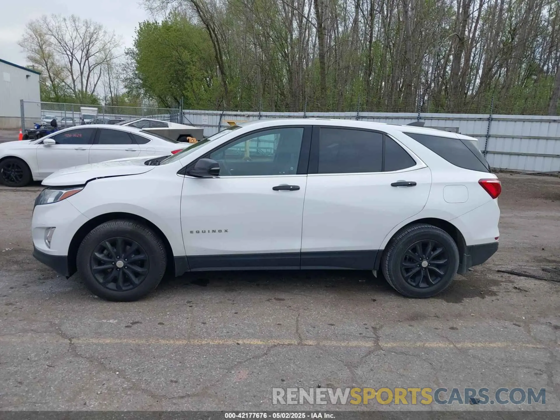 14 fotografías del automóvil dañado 2GNAXUEV7K6118561 CHEVROLET EQUINOX 2019