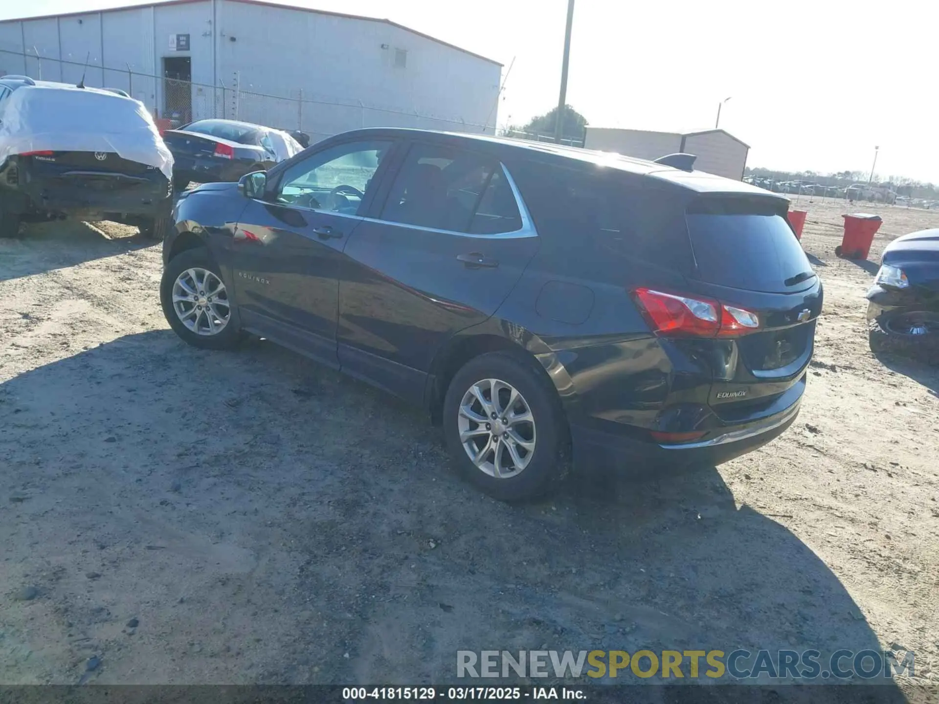 3 fotografías del automóvil dañado 2GNAXUEV7K6242703 CHEVROLET EQUINOX 2019