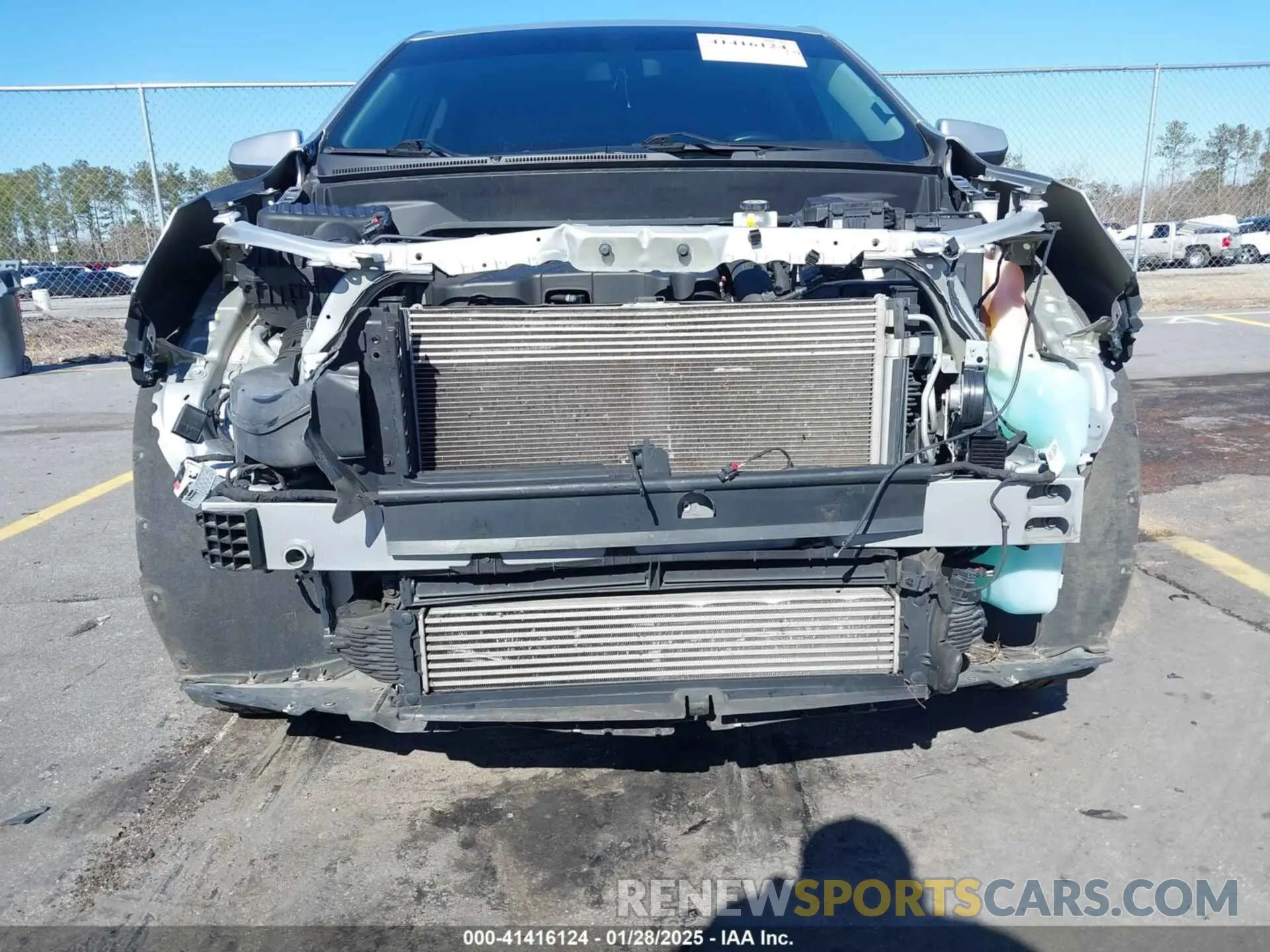6 fotografías del automóvil dañado 2GNAXUEV7K6246637 CHEVROLET EQUINOX 2019