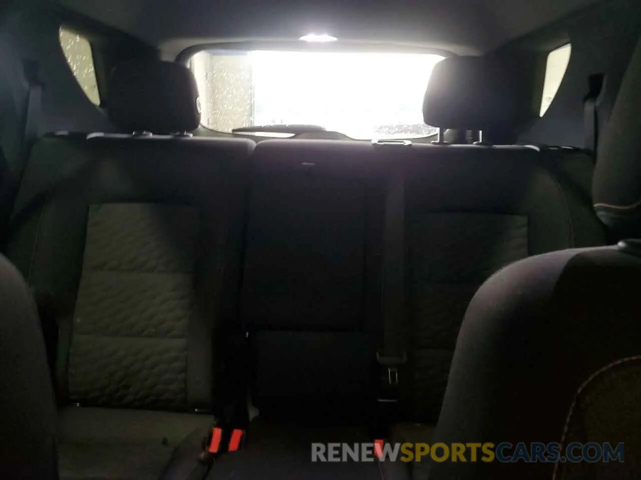 10 fotografías del automóvil dañado 2GNAXUEV7K6269089 CHEVROLET EQUINOX 2019