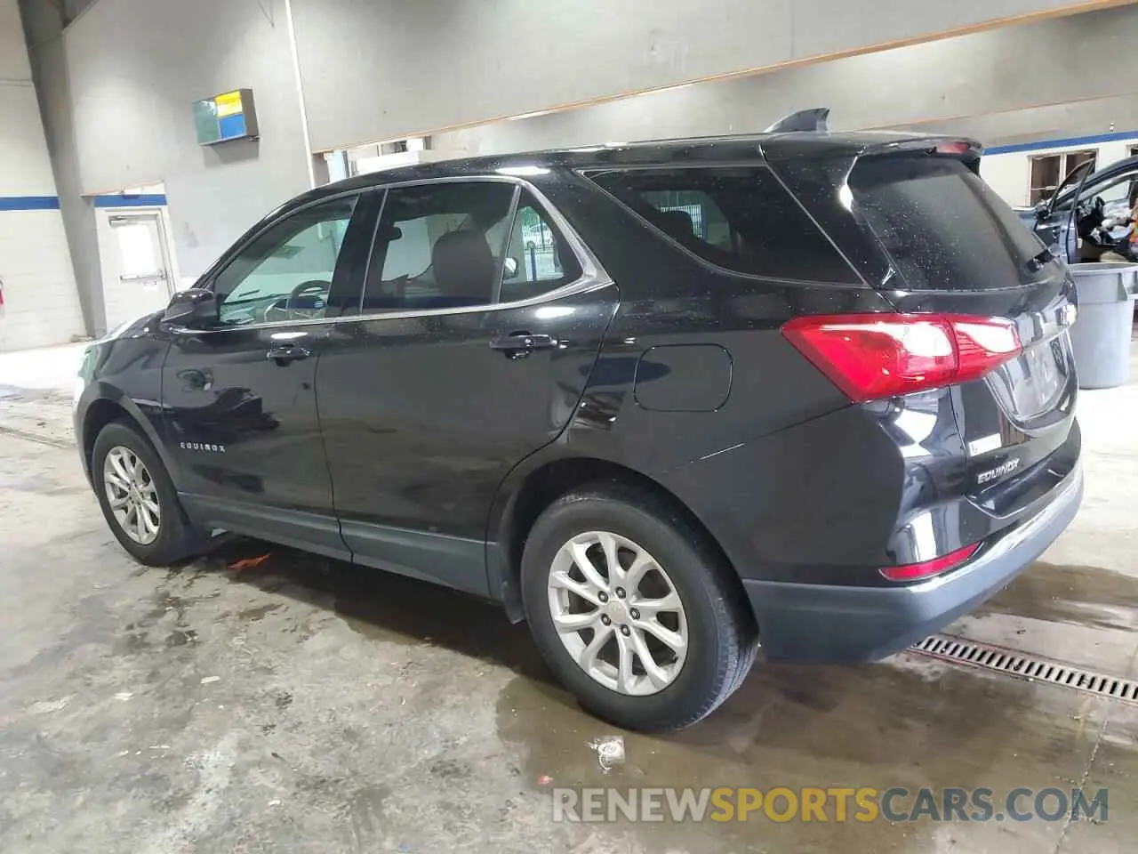 2 fotografías del automóvil dañado 2GNAXUEV7K6269089 CHEVROLET EQUINOX 2019