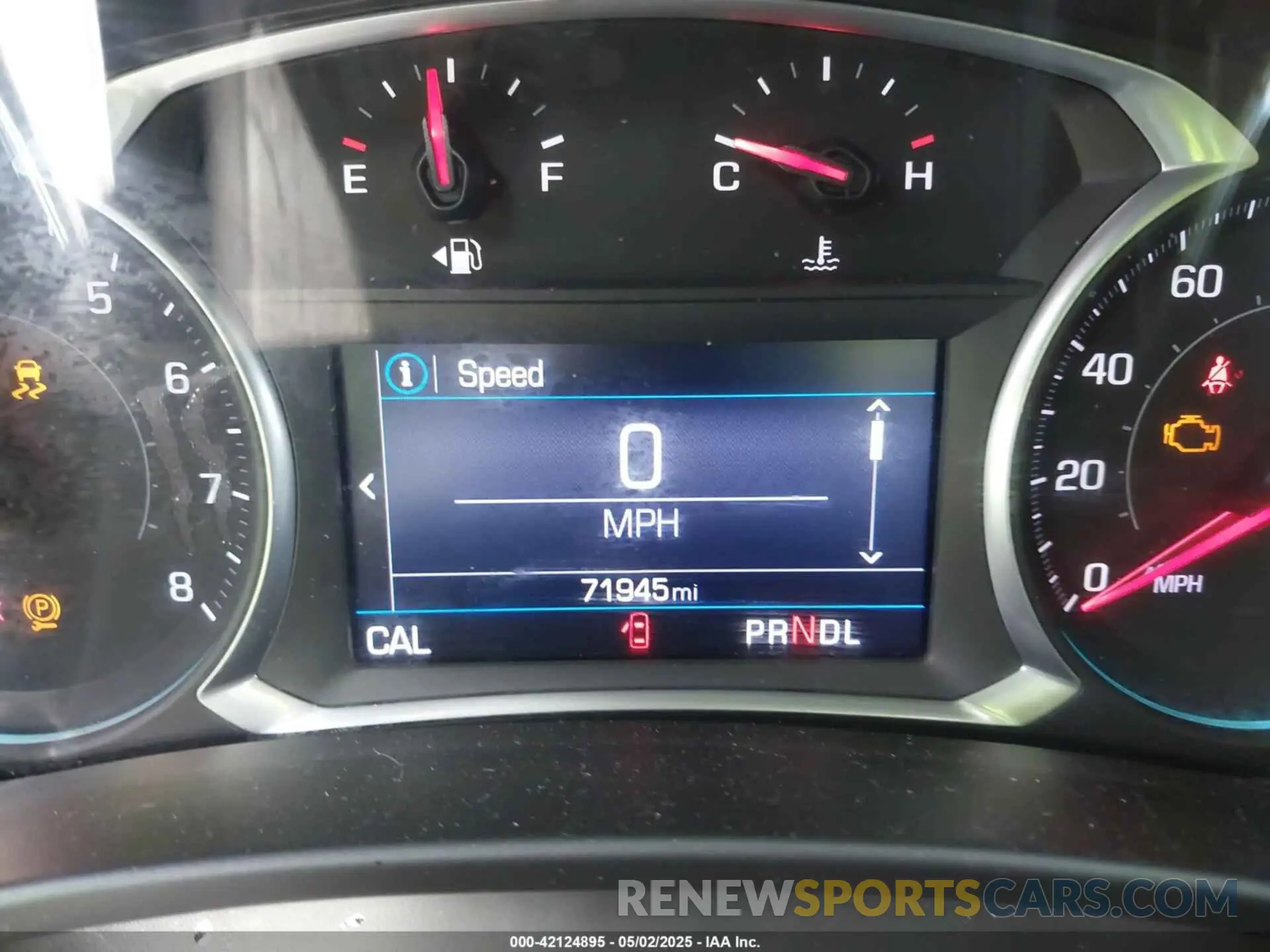 15 fotografías del automóvil dañado 2GNAXUEV8K6102708 CHEVROLET EQUINOX 2019