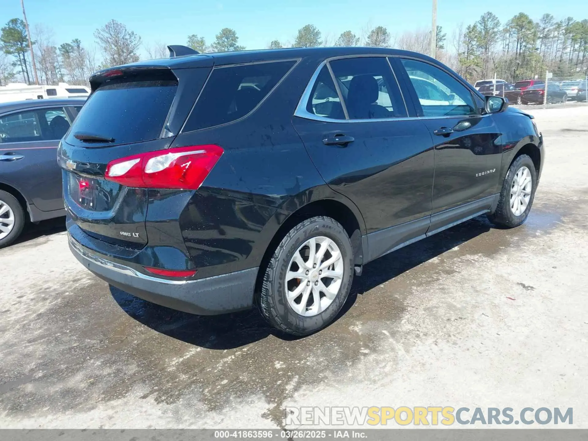 4 fotografías del automóvil dañado 2GNAXUEV8K6116544 CHEVROLET EQUINOX 2019