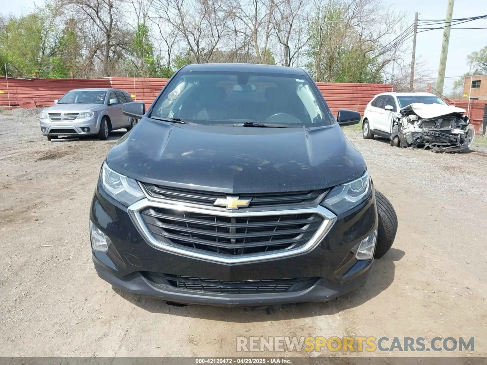 13 fotografías del automóvil dañado 2GNAXUEV8K6120044 CHEVROLET EQUINOX 2019