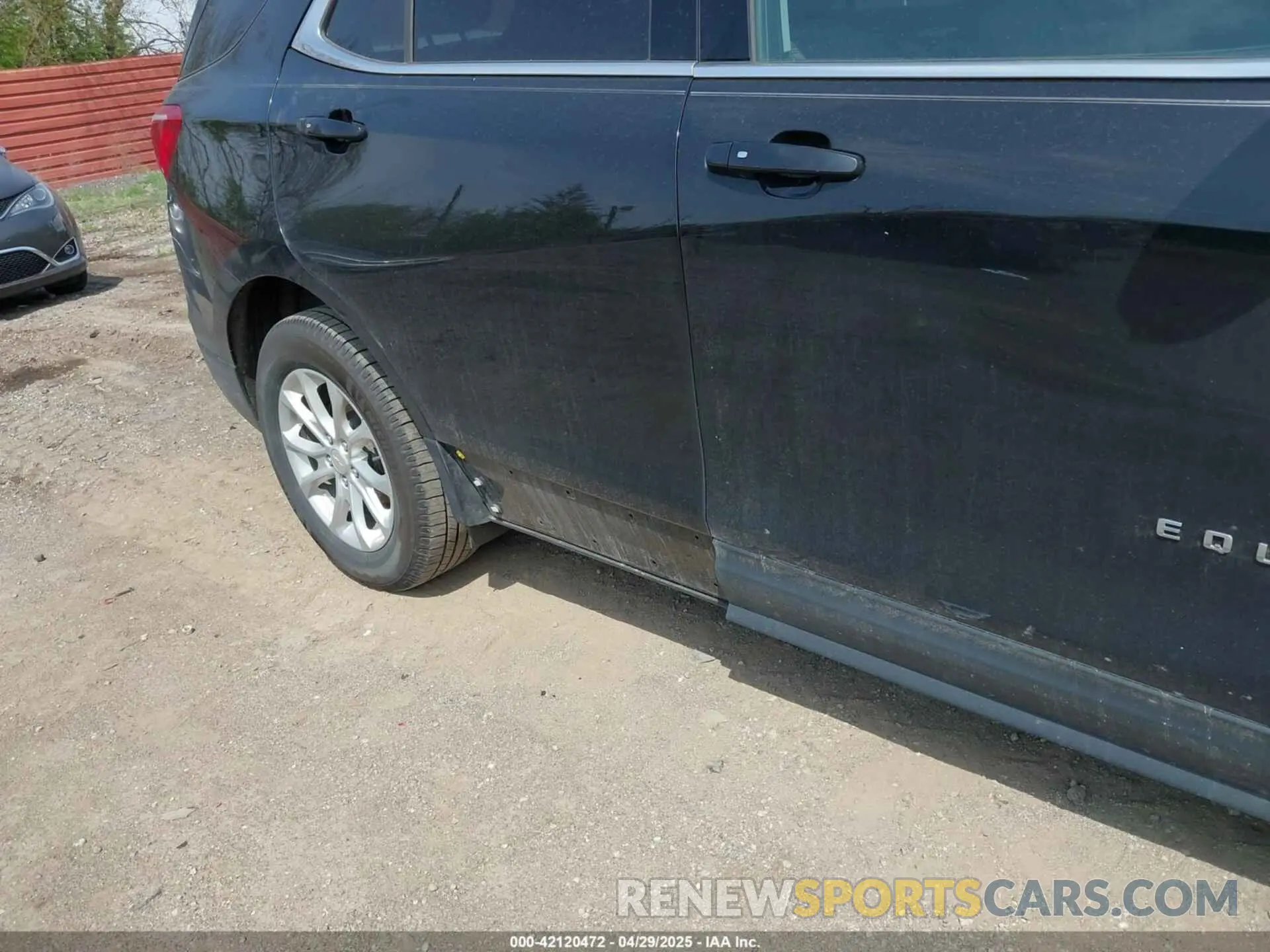 18 fotografías del automóvil dañado 2GNAXUEV8K6120044 CHEVROLET EQUINOX 2019