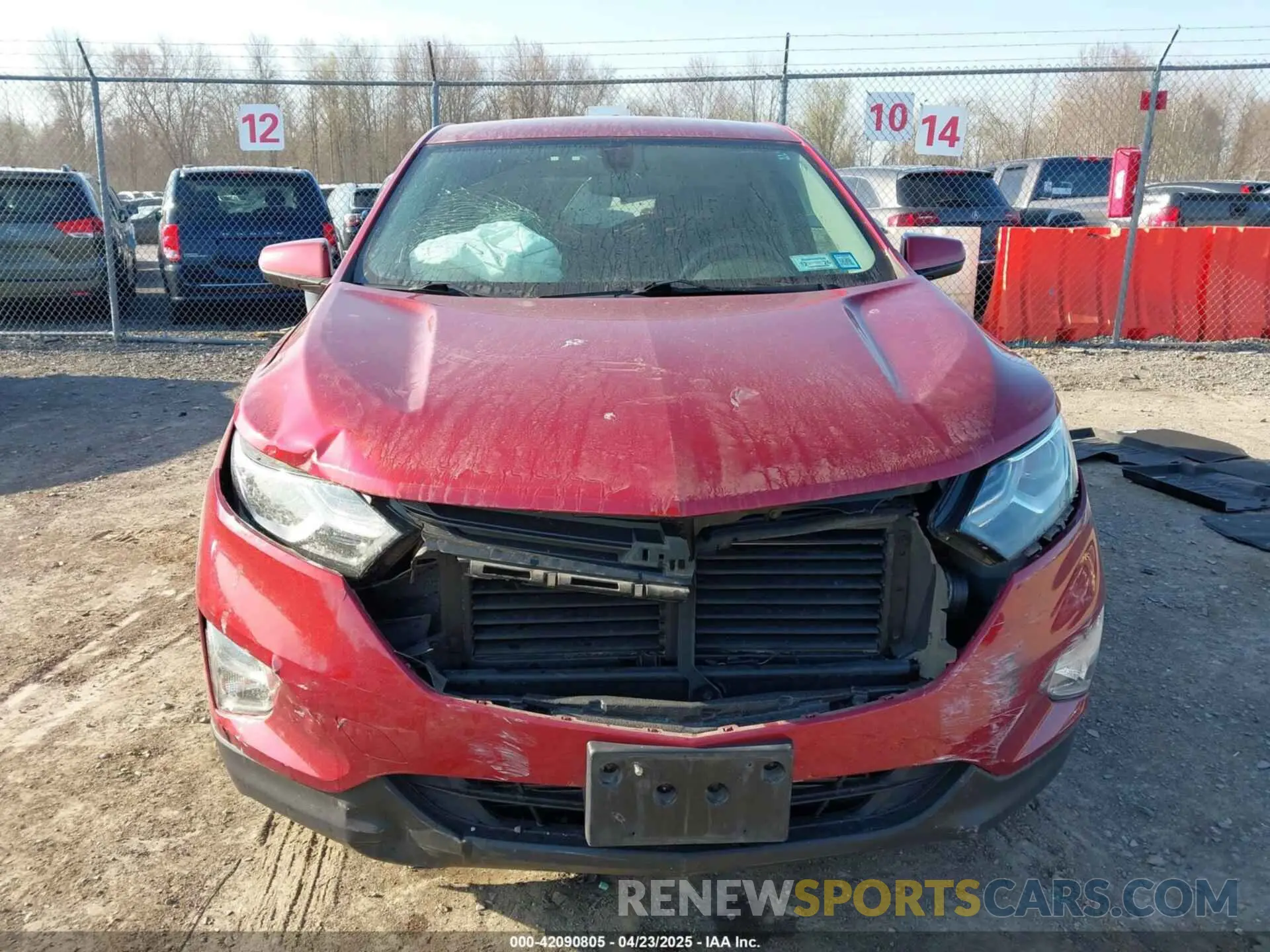 13 fotografías del automóvil dañado 2GNAXUEV8K6125969 CHEVROLET EQUINOX 2019