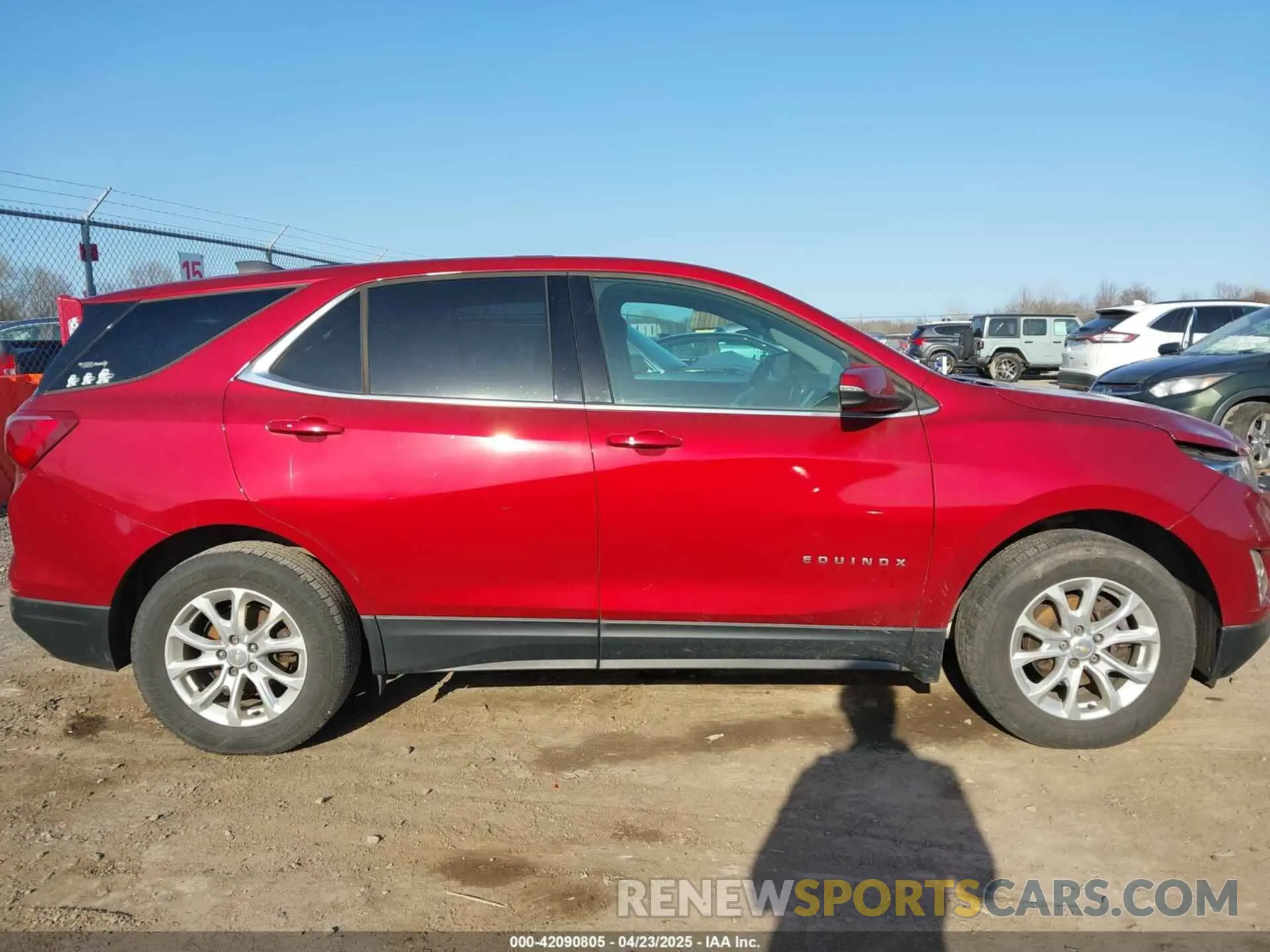 14 fotografías del automóvil dañado 2GNAXUEV8K6125969 CHEVROLET EQUINOX 2019
