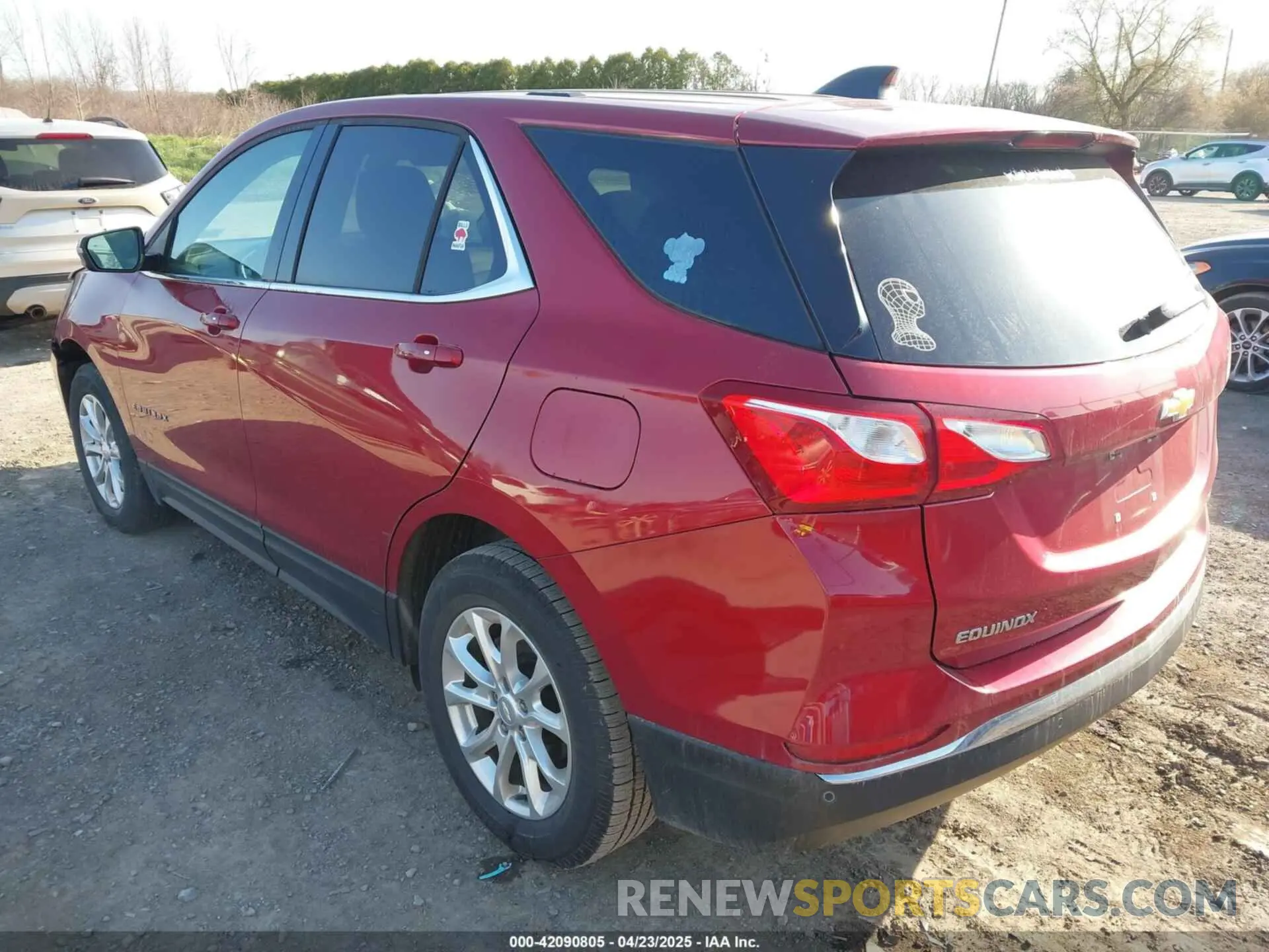 3 fotografías del automóvil dañado 2GNAXUEV8K6125969 CHEVROLET EQUINOX 2019