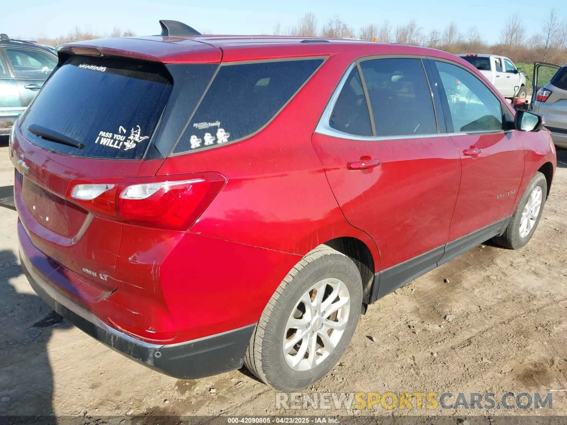 4 fotografías del automóvil dañado 2GNAXUEV8K6125969 CHEVROLET EQUINOX 2019