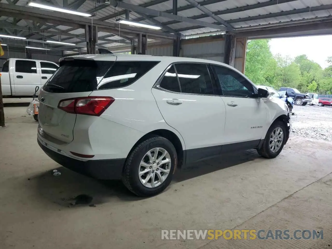 3 fotografías del automóvil dañado 2GNAXUEV8K6192488 CHEVROLET EQUINOX 2019