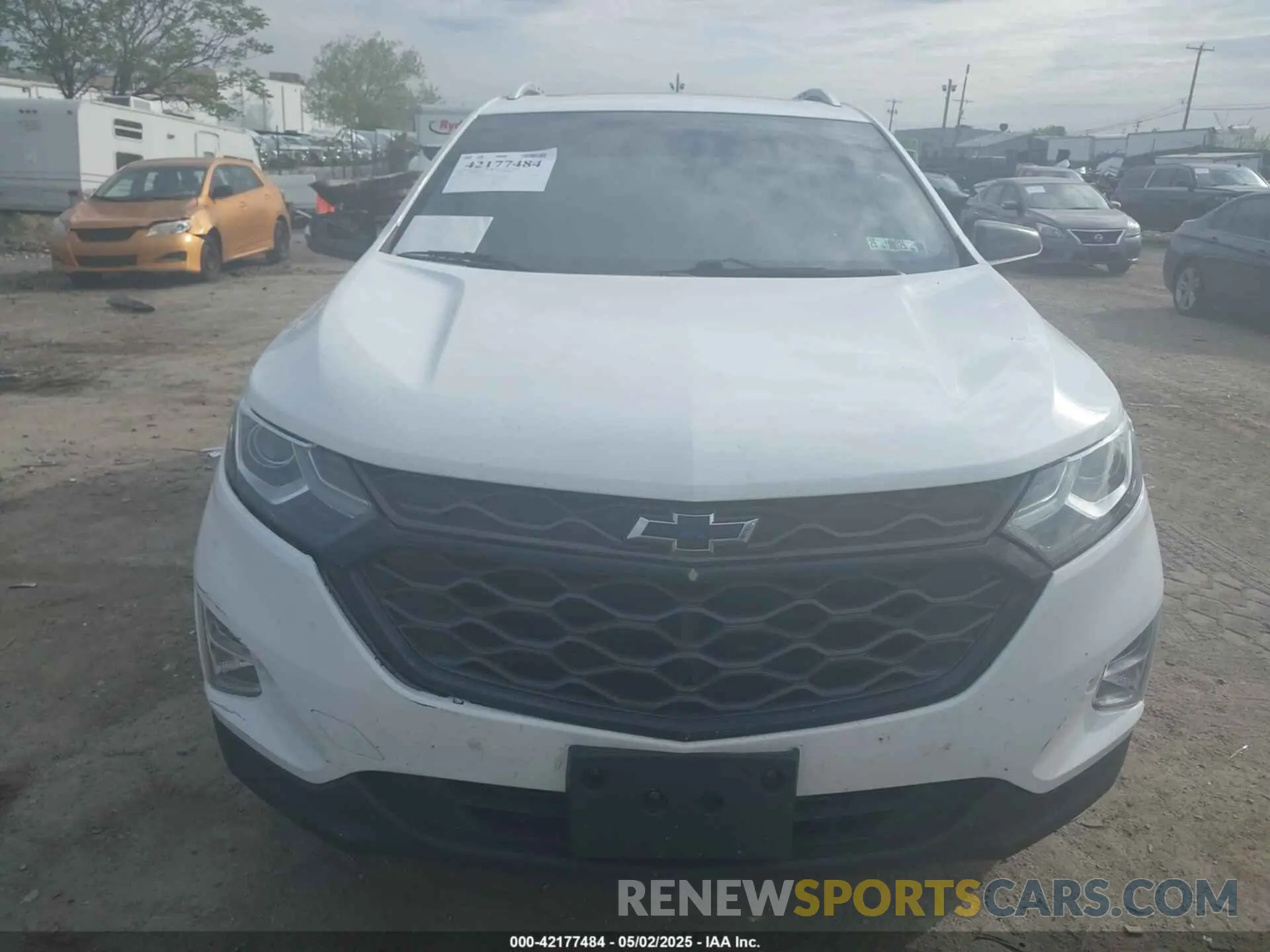 12 fotografías del automóvil dañado 2GNAXUEV8K6224713 CHEVROLET EQUINOX 2019