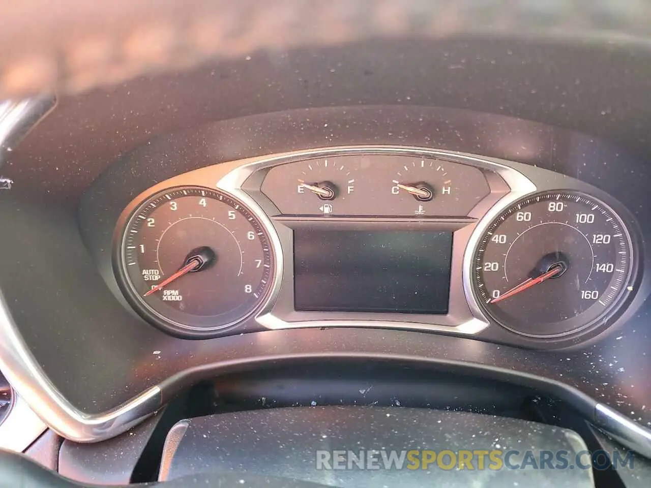 9 fotografías del automóvil dañado 2GNAXUEV8K6271563 CHEVROLET EQUINOX 2019