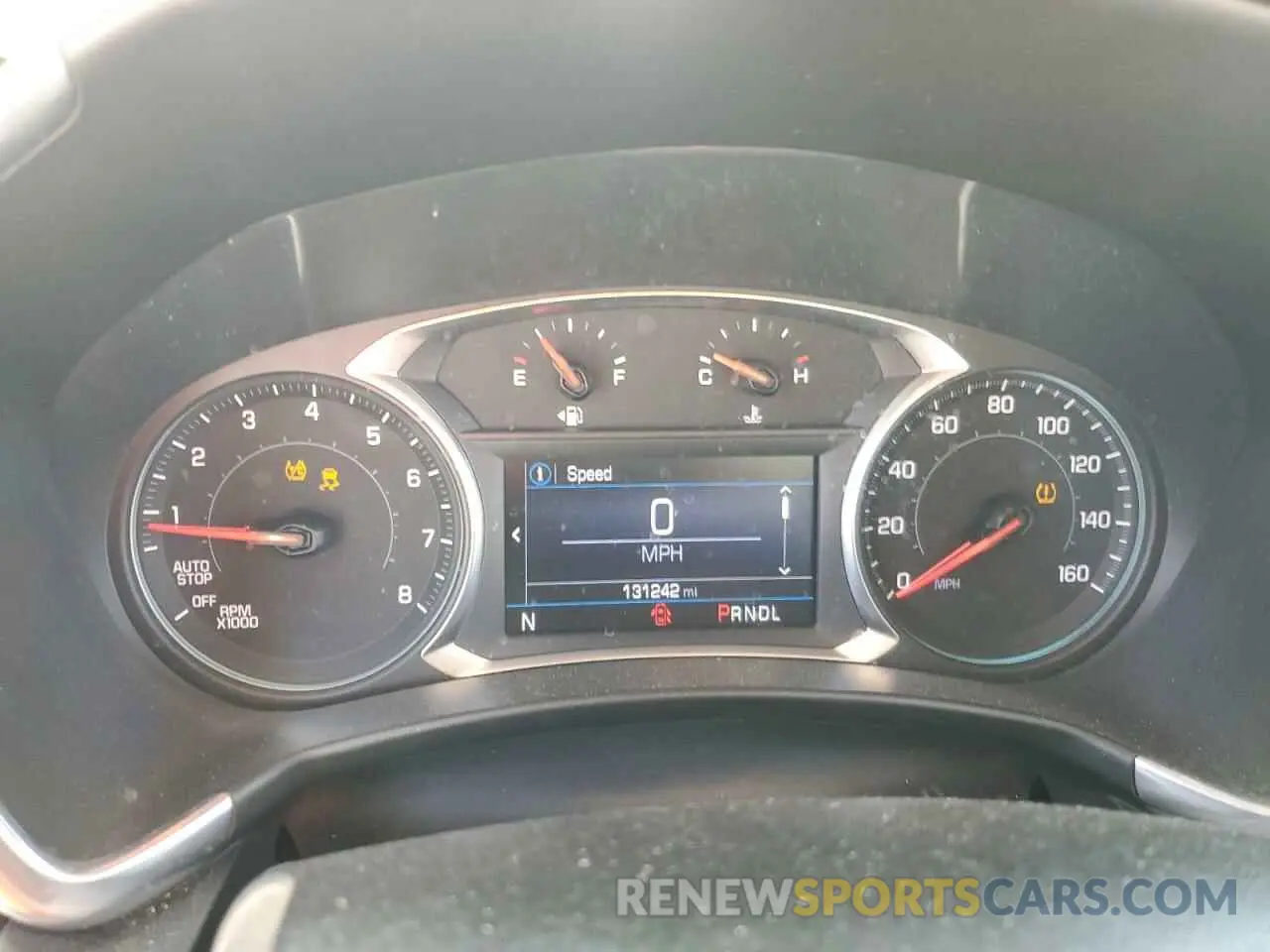 9 fotografías del automóvil dañado 2GNAXUEV8K6303427 CHEVROLET EQUINOX 2019