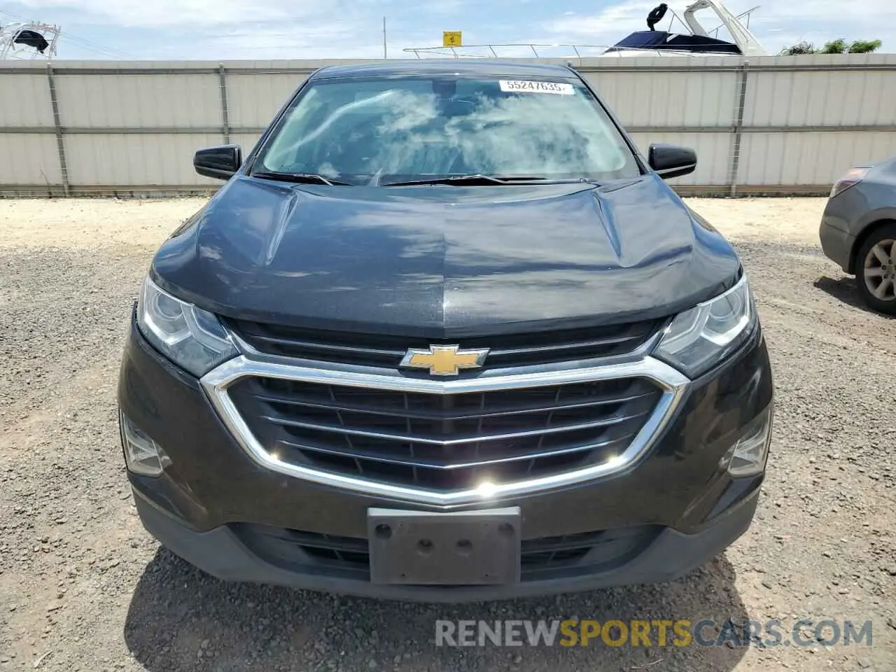 5 fotografías del automóvil dañado 2GNAXUEV9K6127939 CHEVROLET EQUINOX 2019