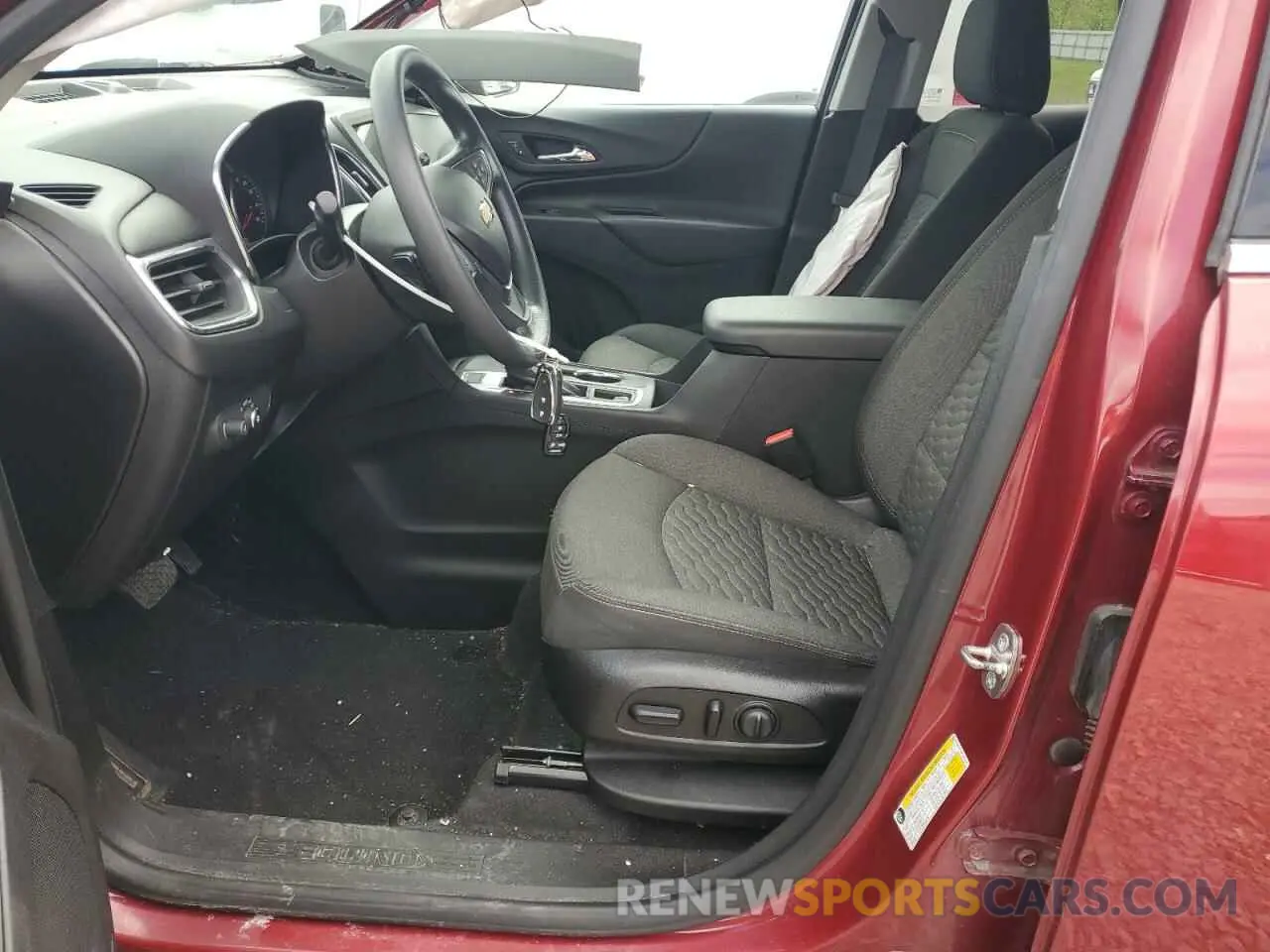 7 fotografías del automóvil dañado 2GNAXUEV9K6184254 CHEVROLET EQUINOX 2019