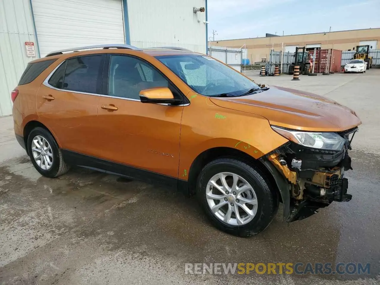 4 fotografías del automóvil dañado 2GNAXUEV9K6200811 CHEVROLET EQUINOX 2019