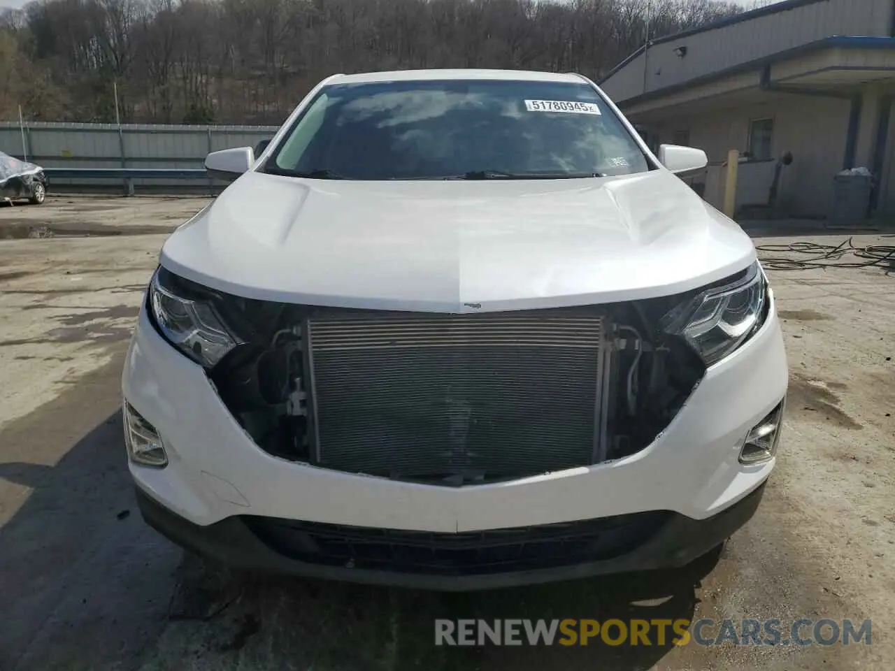 5 fotografías del automóvil dañado 2GNAXUEV9K6286976 CHEVROLET EQUINOX 2019