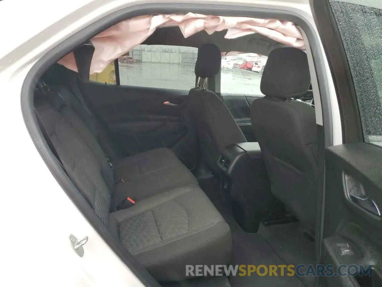 11 fotografías del automóvil dañado 2GNAXUEV9K6290882 CHEVROLET EQUINOX 2019