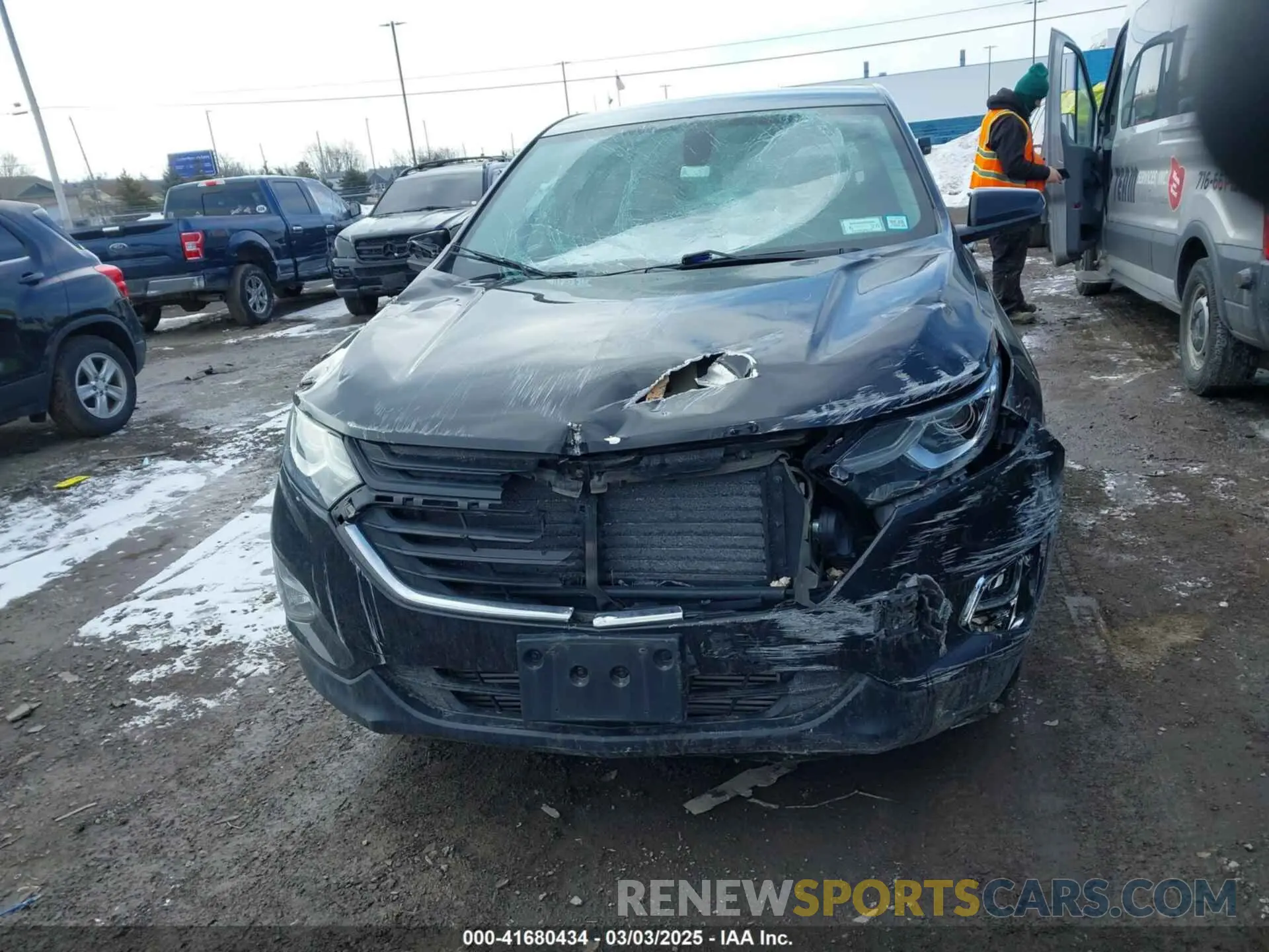 12 fotografías del automóvil dañado 2GNAXUEVXK6162392 CHEVROLET EQUINOX 2019