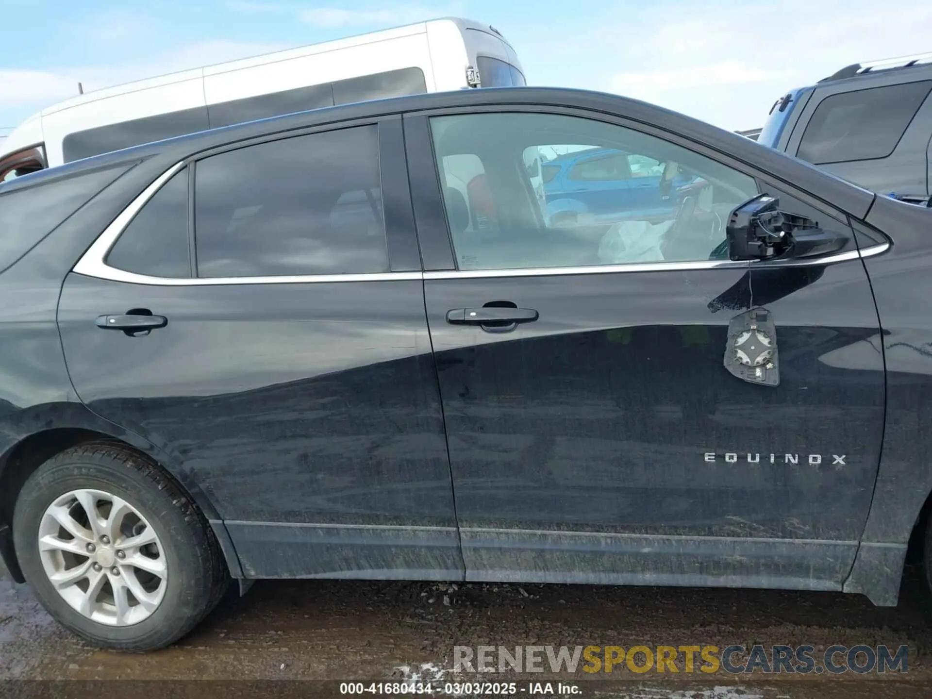 13 fotografías del automóvil dañado 2GNAXUEVXK6162392 CHEVROLET EQUINOX 2019