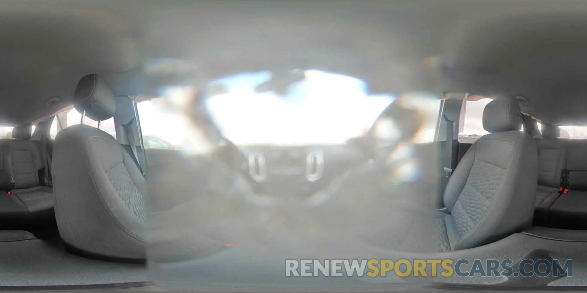 15 fotografías del automóvil dañado 2GNAXUEVXK6240850 CHEVROLET EQUINOX 2019