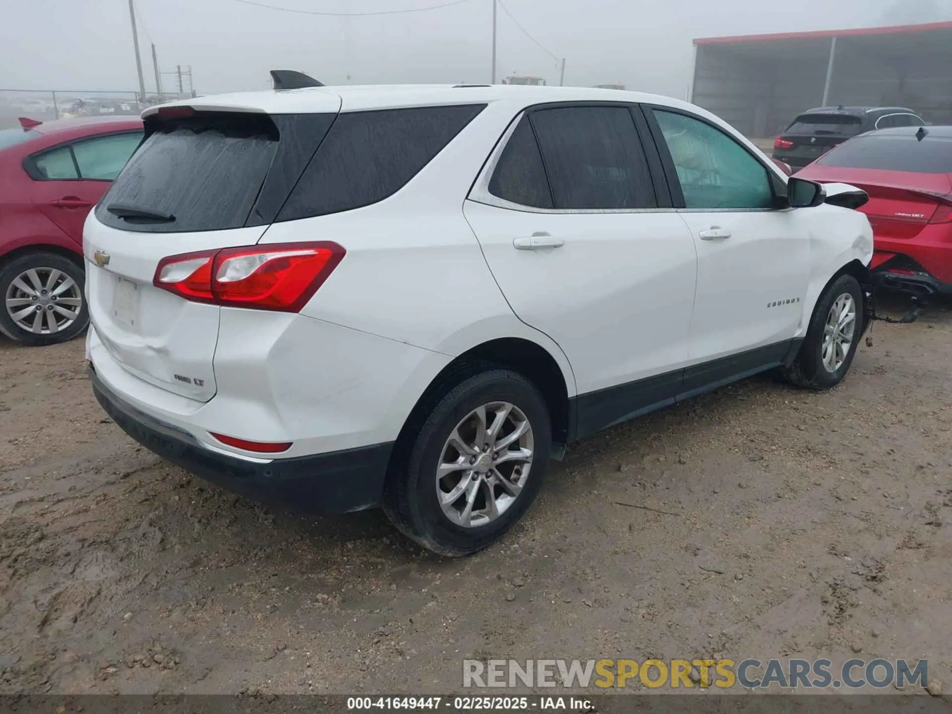 4 fotografías del automóvil dañado 2GNAXUEVXK6254229 CHEVROLET EQUINOX 2019