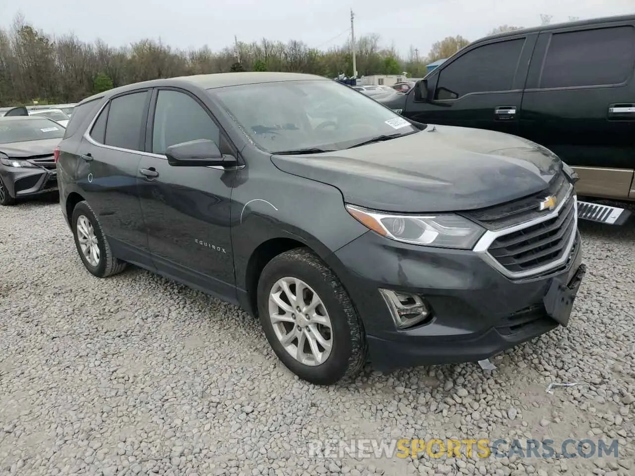 4 fotografías del automóvil dañado 2GNAXUEVXK6307401 CHEVROLET EQUINOX 2019