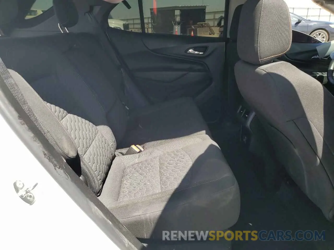 11 fotografías del automóvil dañado 2GNAXVEX0K6213647 CHEVROLET EQUINOX 2019