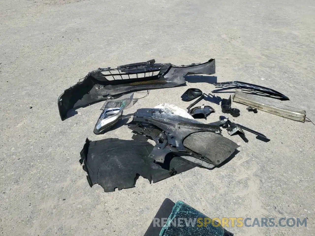 15 fotografías del automóvil dañado 2GNAXVEX0K6213647 CHEVROLET EQUINOX 2019