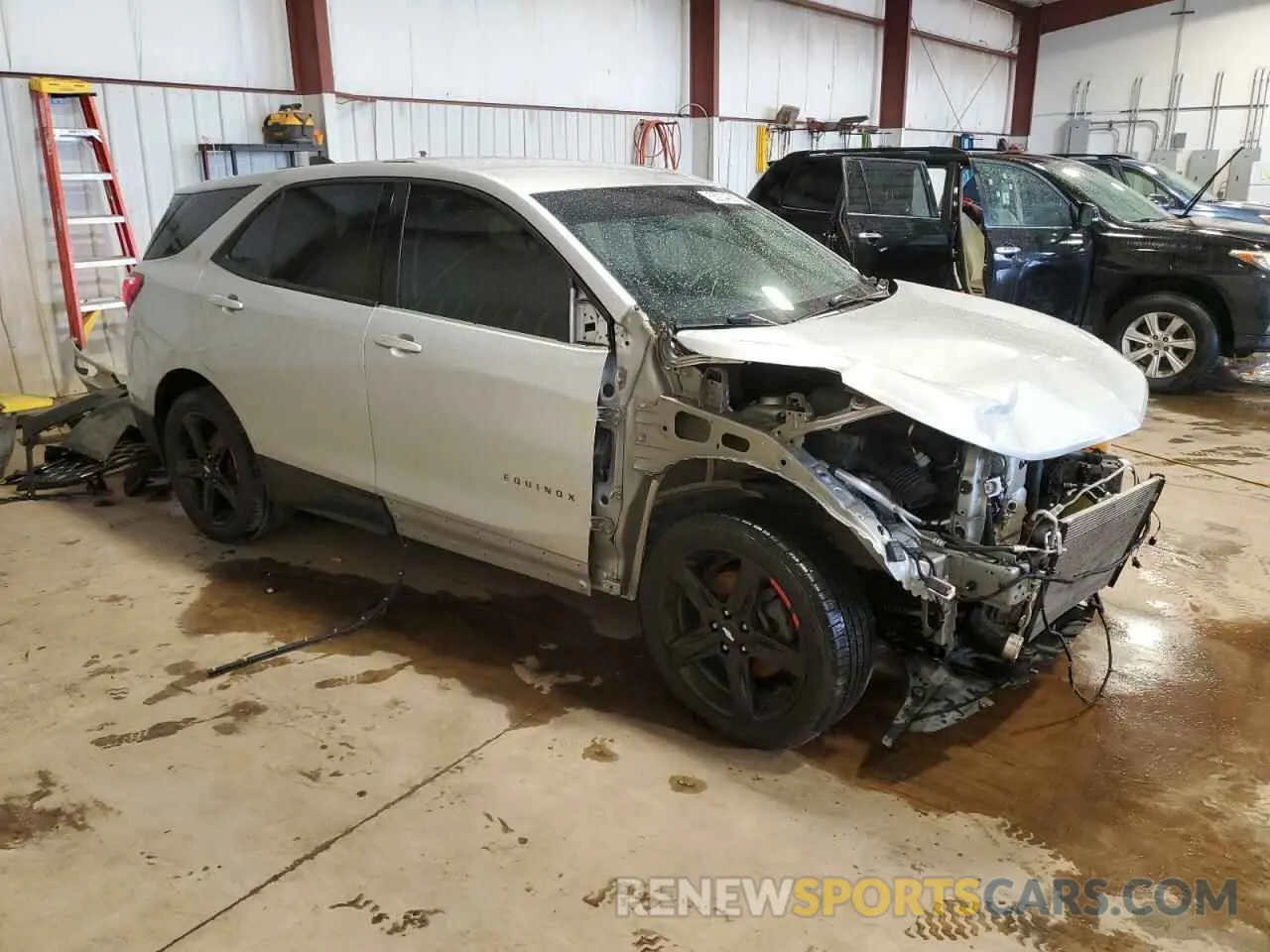 4 fotografías del automóvil dañado 2GNAXVEX2K6267936 CHEVROLET EQUINOX 2019