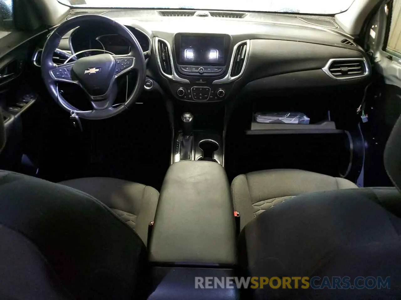 8 fotografías del automóvil dañado 2GNAXVEX2K6267936 CHEVROLET EQUINOX 2019