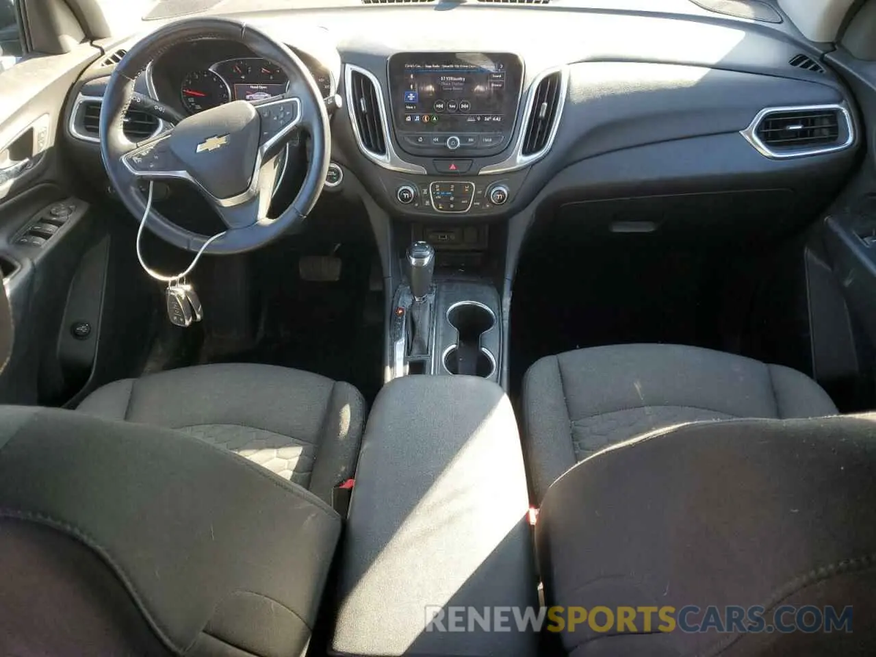 8 fotografías del automóvil dañado 2GNAXVEX8K6217347 CHEVROLET EQUINOX 2019