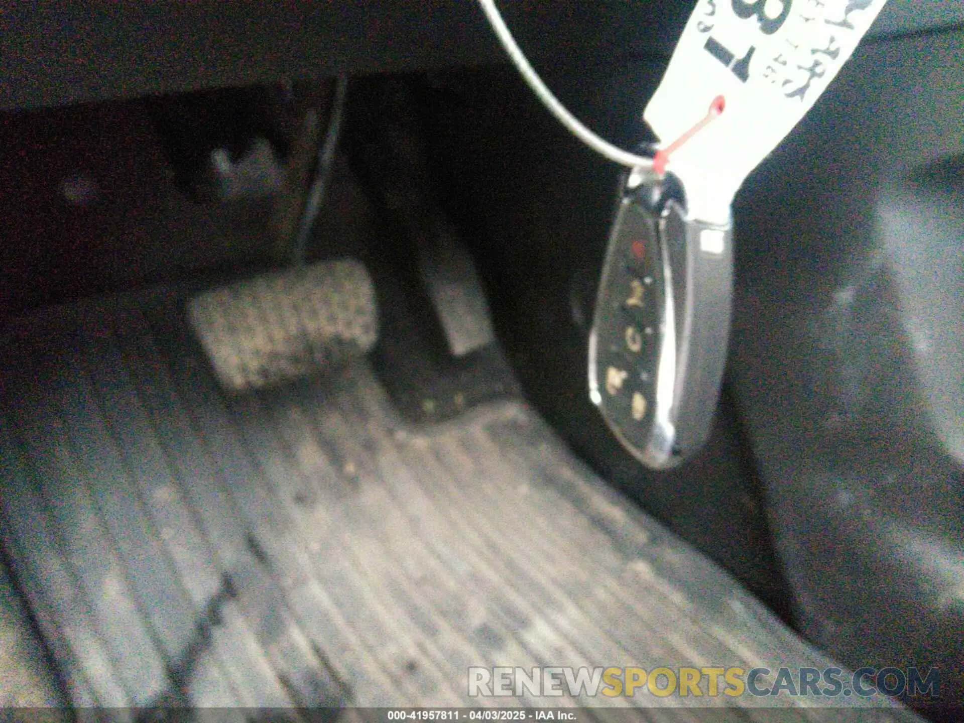 11 fotografías del automóvil dañado 2GNAXVEX9K6301306 CHEVROLET EQUINOX 2019