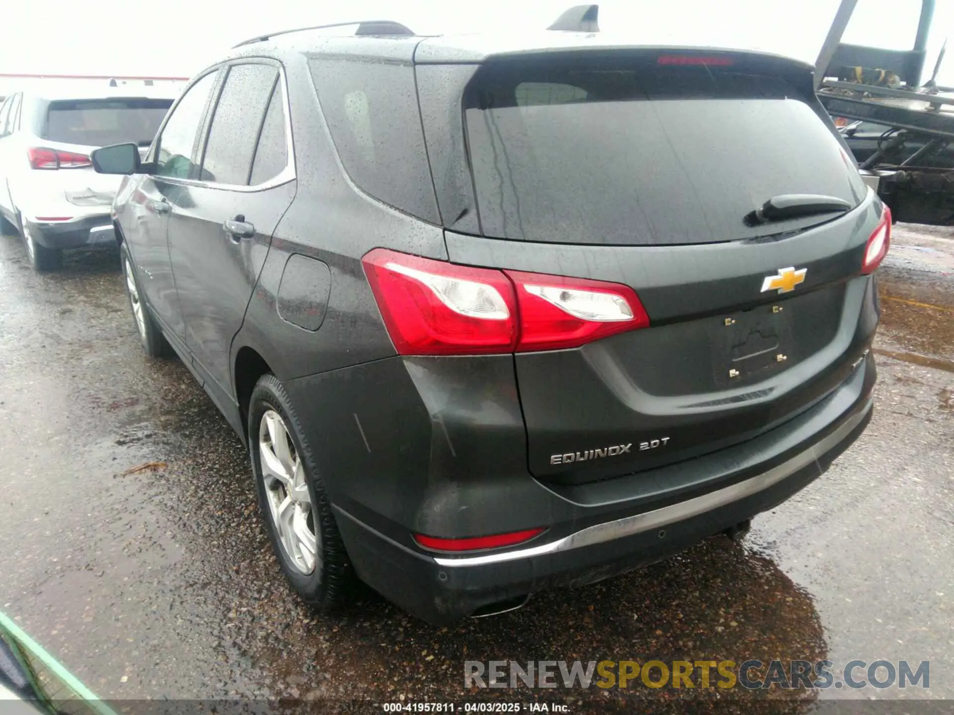 3 fotografías del automóvil dañado 2GNAXVEX9K6301306 CHEVROLET EQUINOX 2019
