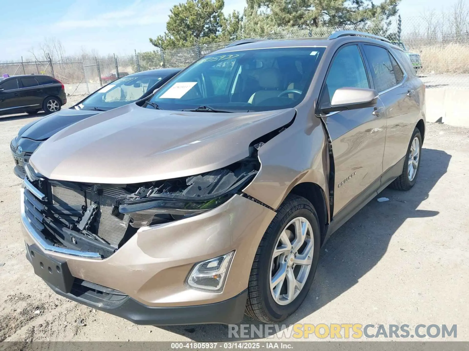 2 fotografías del automóvil dañado 2GNAXVEXXK6169236 CHEVROLET EQUINOX 2019