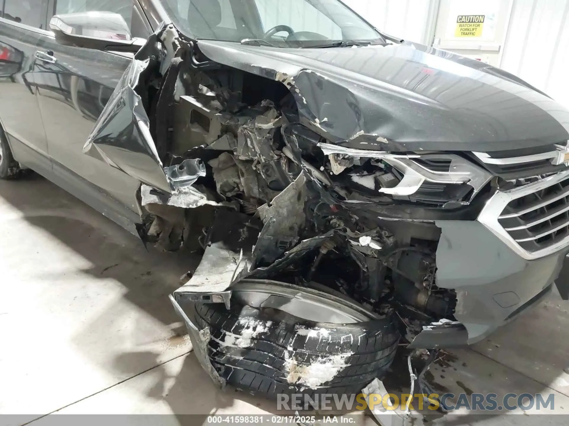 6 fotografías del automóvil dañado 2GNAXXEV2K6127055 CHEVROLET EQUINOX 2019