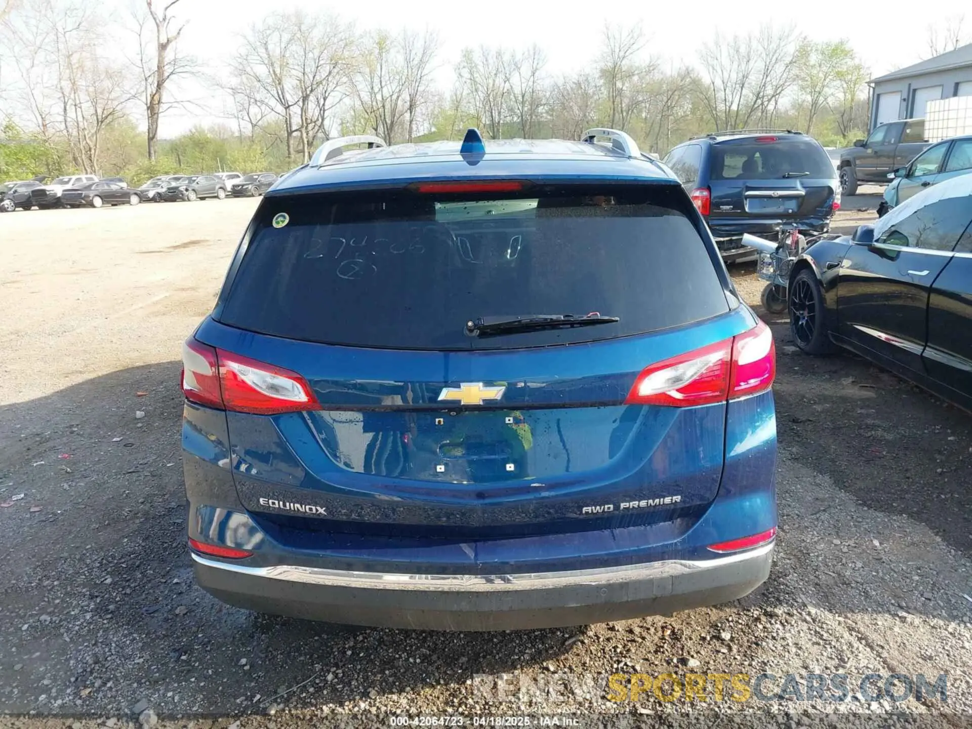 16 fotografías del automóvil dañado 2GNAXXEV8K6274206 CHEVROLET EQUINOX 2019
