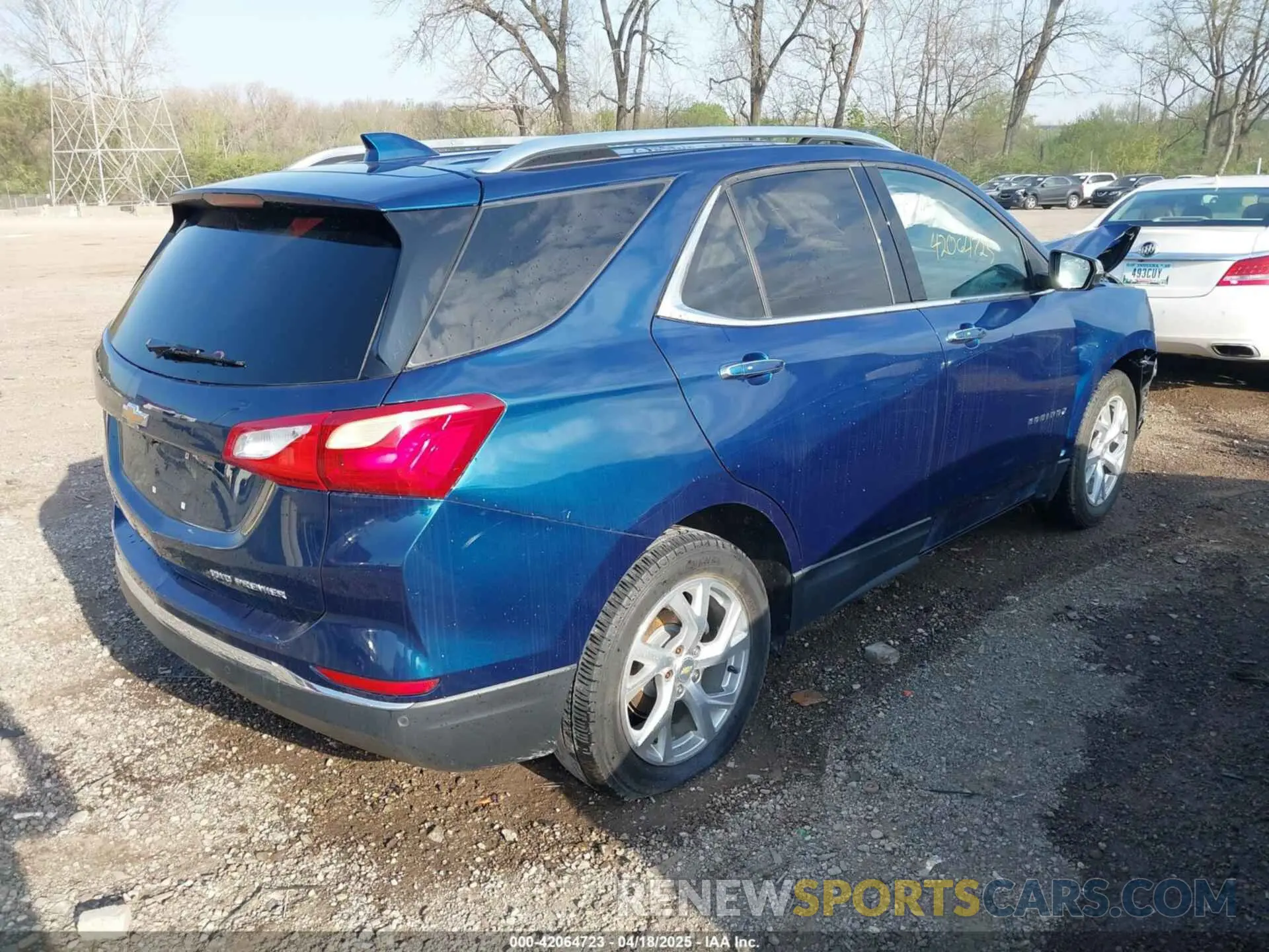 4 fotografías del automóvil dañado 2GNAXXEV8K6274206 CHEVROLET EQUINOX 2019