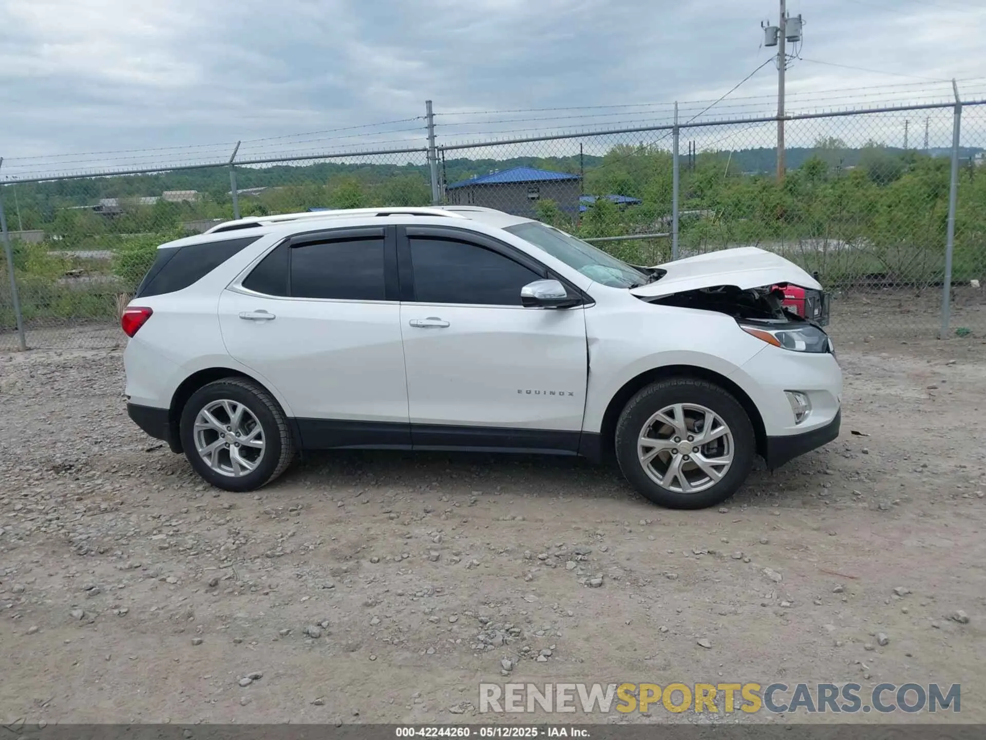 13 fotografías del automóvil dañado 2GNAXXEVXK6253521 CHEVROLET EQUINOX 2019