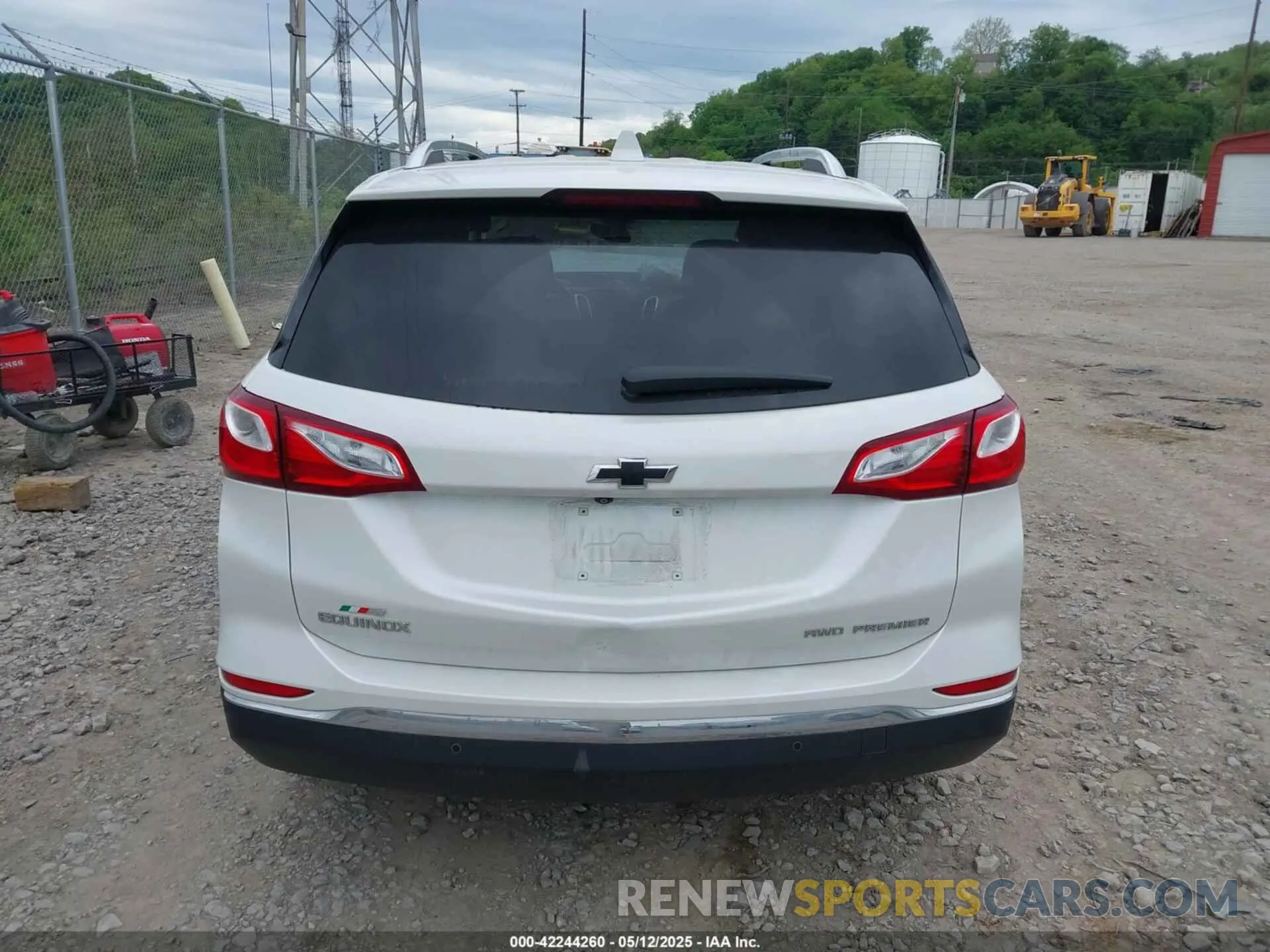 16 fotografías del automóvil dañado 2GNAXXEVXK6253521 CHEVROLET EQUINOX 2019