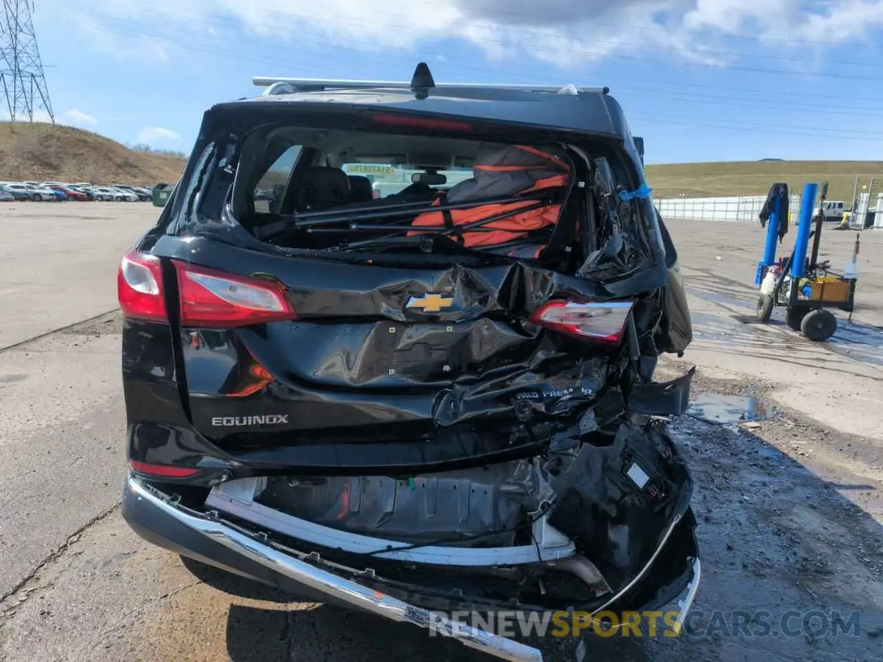 6 fotografías del automóvil dañado 2GNAXXEVXK6298846 CHEVROLET EQUINOX 2019