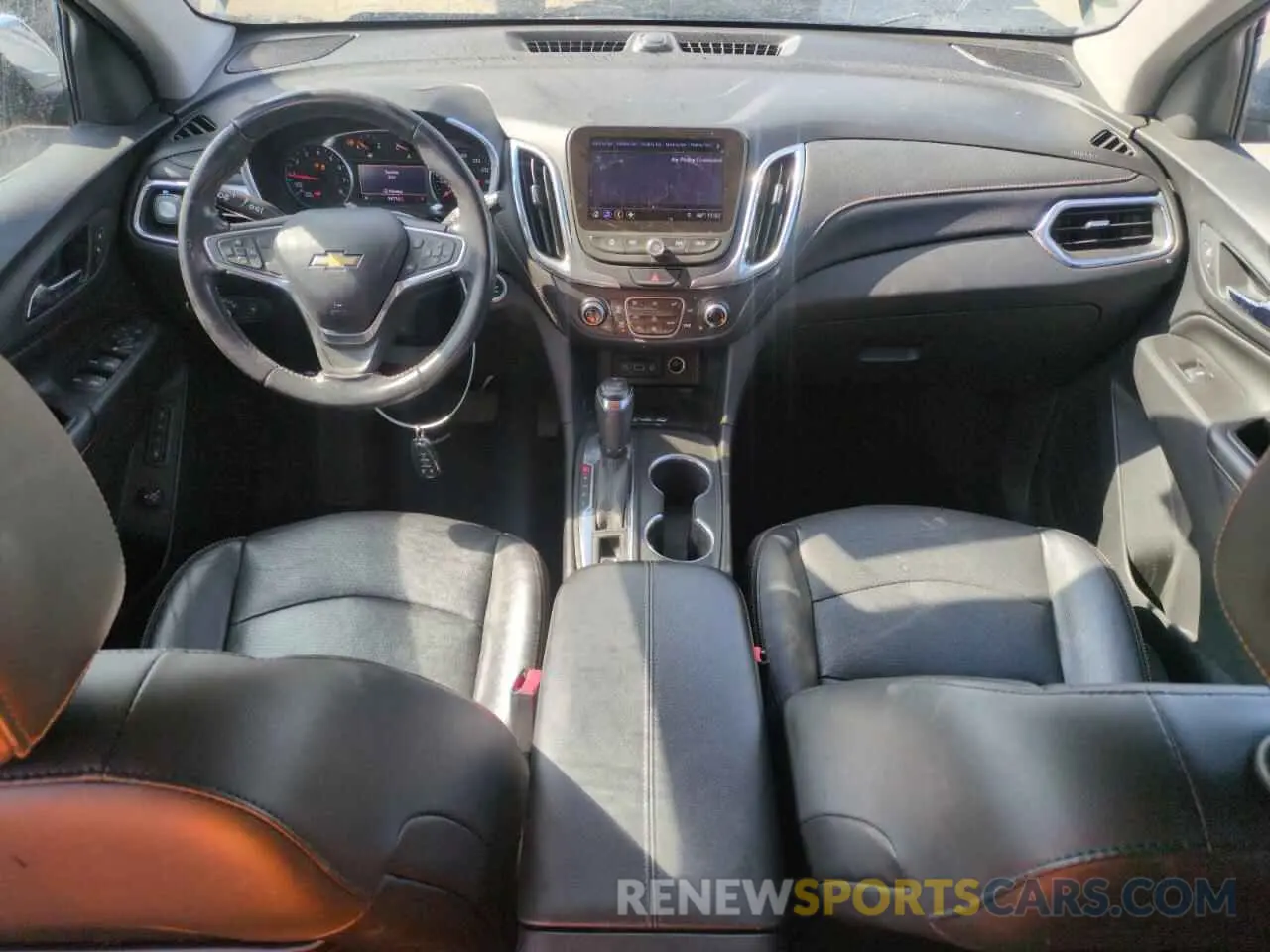 8 fotografías del automóvil dañado 2GNAXXEVXK6298846 CHEVROLET EQUINOX 2019