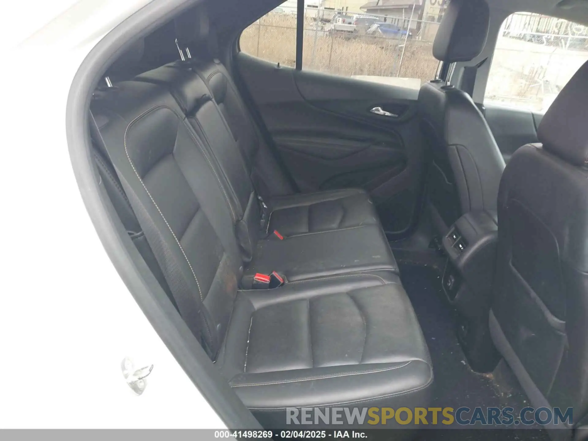 8 fotografías del automóvil dañado 2GNAXYEX4K6236060 CHEVROLET EQUINOX 2019